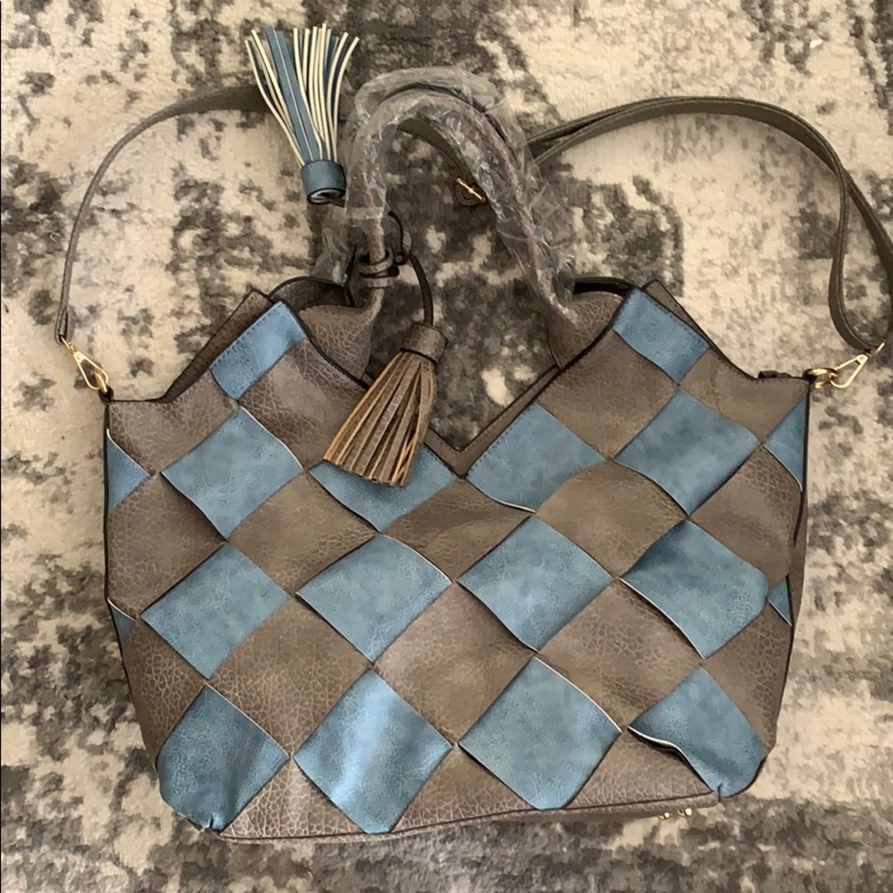 Hobo handbag